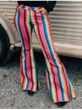 RANCH DEESS’N Multi-Color Striped Flared Pants SIZE: 00